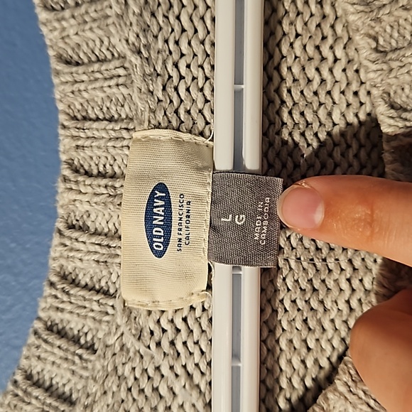 Tight knit sweater - Picture 3 of 3